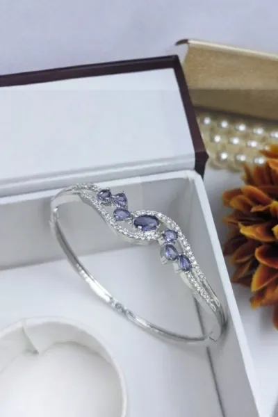 Lilac Alloy Metal Stone-Studded Bracelet