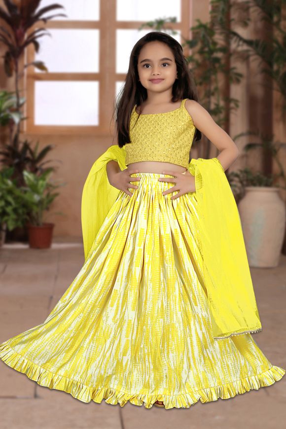 Yellow Flaunt your simple and pretty look with this Beautiful's colored  lehenga choli